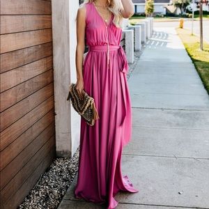 Vici Diana Sleeveless Maxi Dress